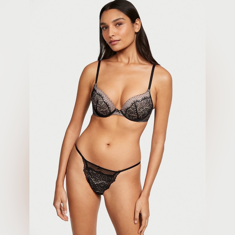 NWT Victoria’s Secret Smooth & Lace Mini String Bikini Panty Black Size Medium